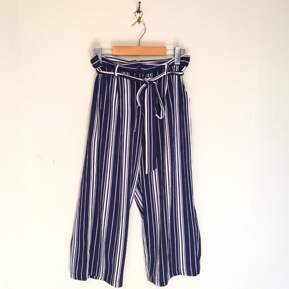 Papillon Striped Cropped Tie Waist Culottes - Picture 2 of 8